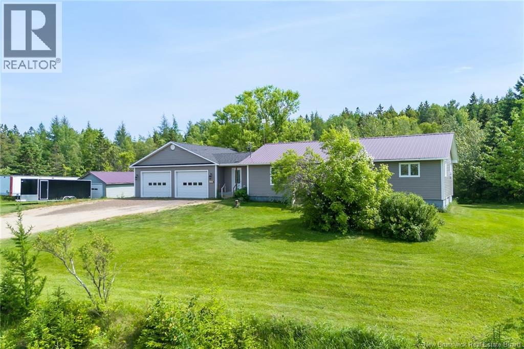 2335 Route 104, Greenhill Lake, New Brunswick  E6E 1V7 - Photo 3 - NB121668