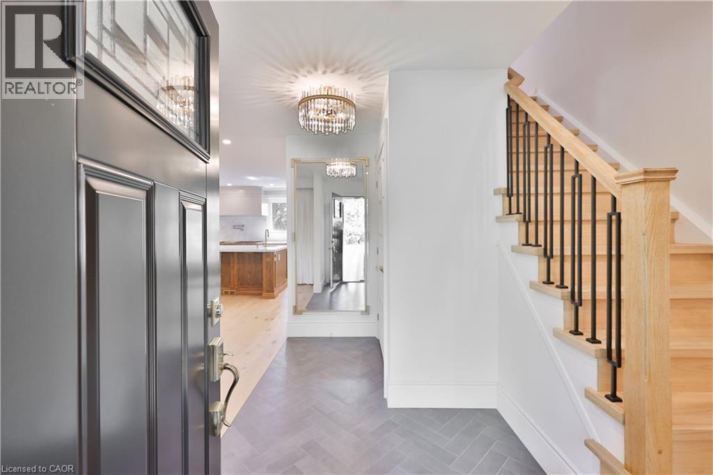 222 Vance Drive, Oakville, Ontario  L6L 3L1 - Photo 7 - 40770921