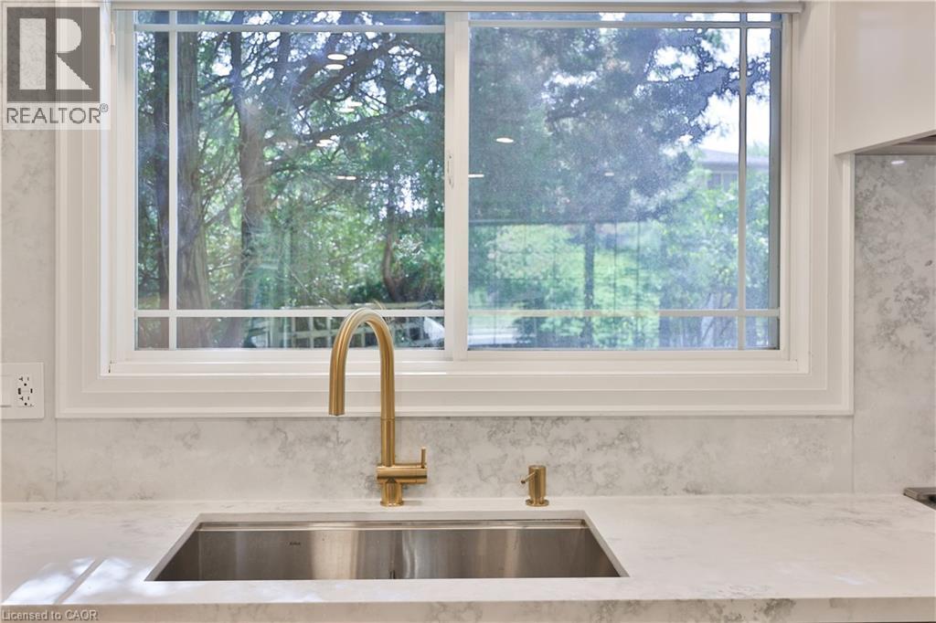 222 Vance Drive, Oakville, Ontario  L6L 3L1 - Photo 20 - 40770921