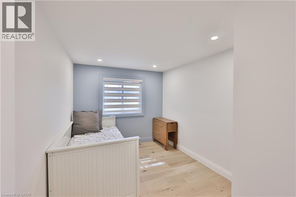 222 Vance Drive, Oakville, Ontario  L6L 3L1 - Photo 32 - 40770921