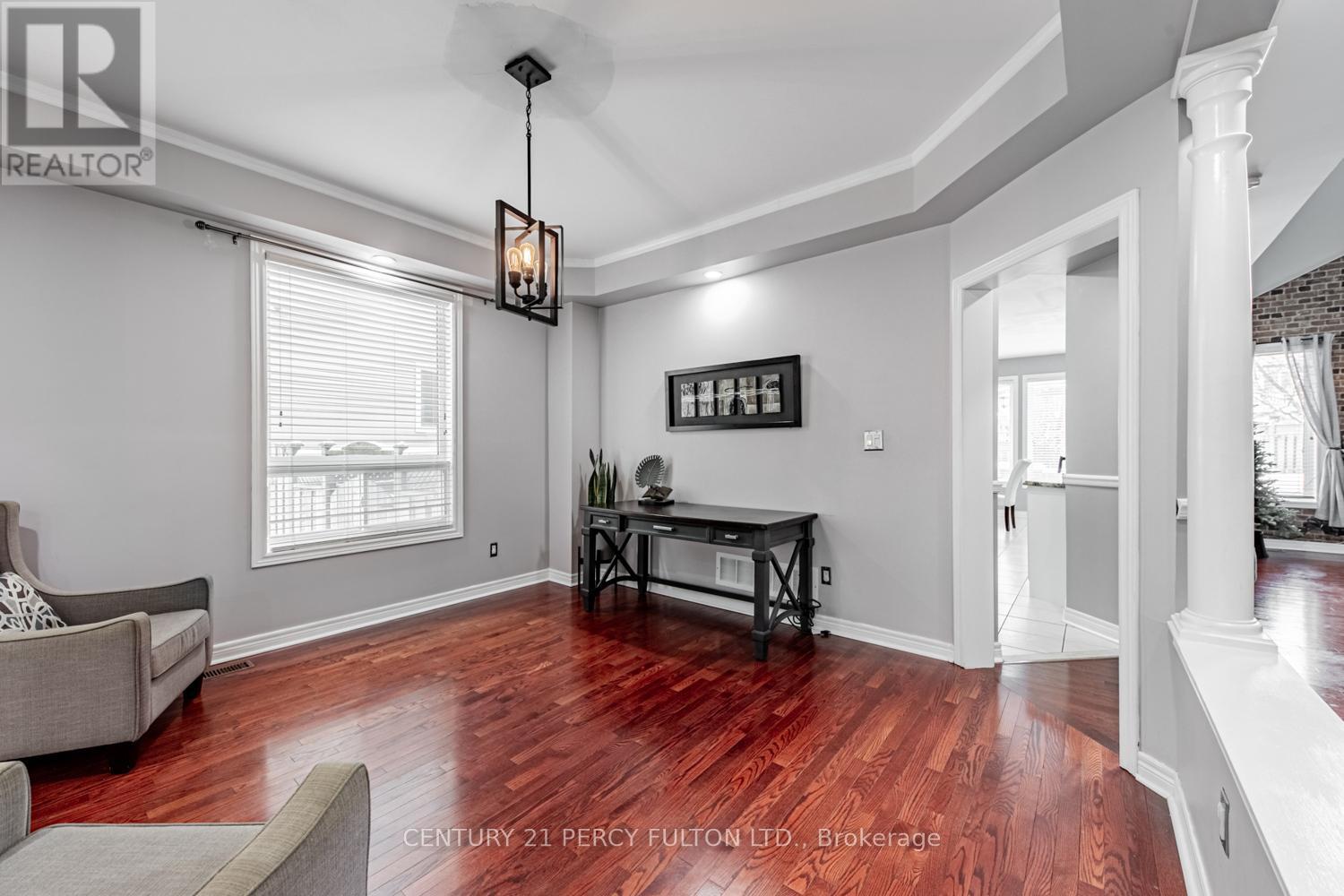 32 Amanda Avenue, Whitby, Ontario  L1M 1K4 - Photo 6 - E12516102