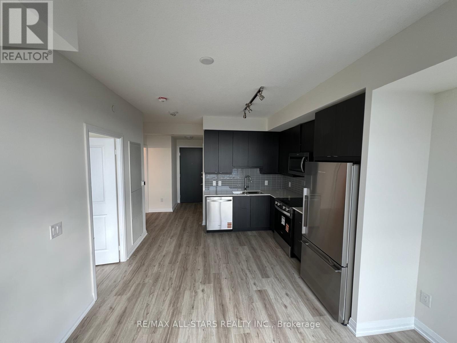 2710 - 3260 Sheppard Avenue E, Toronto, Ontario  M1T 3K3 - Photo 3 - E12516200