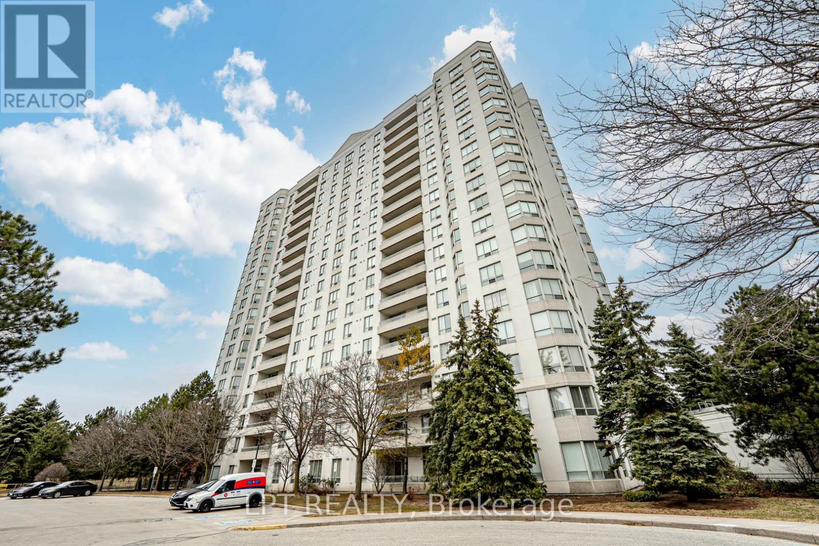 <div class="slider-price">$410,000</div><p>1003 - 5001 Finch Avenue E, Toronto, Ontario</p>
