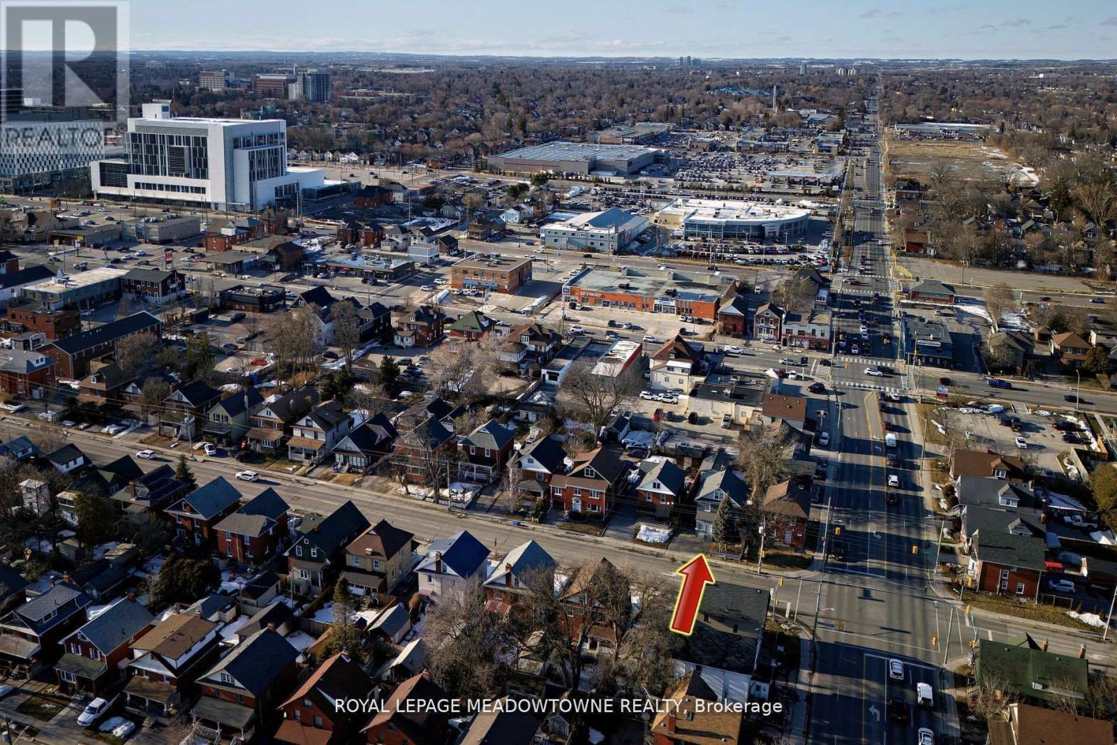 260 Athol Street E, Oshawa, Ontario  L1H 1K3 - Photo 3 - E12516408