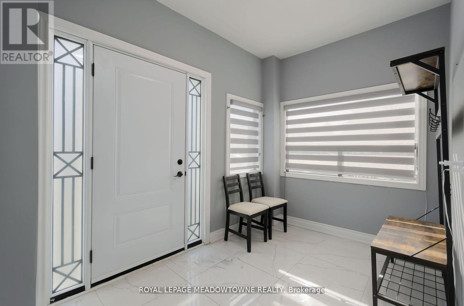 260 Athol Street E, Oshawa, Ontario  L1H 1K3 - Photo 5 - E12516408