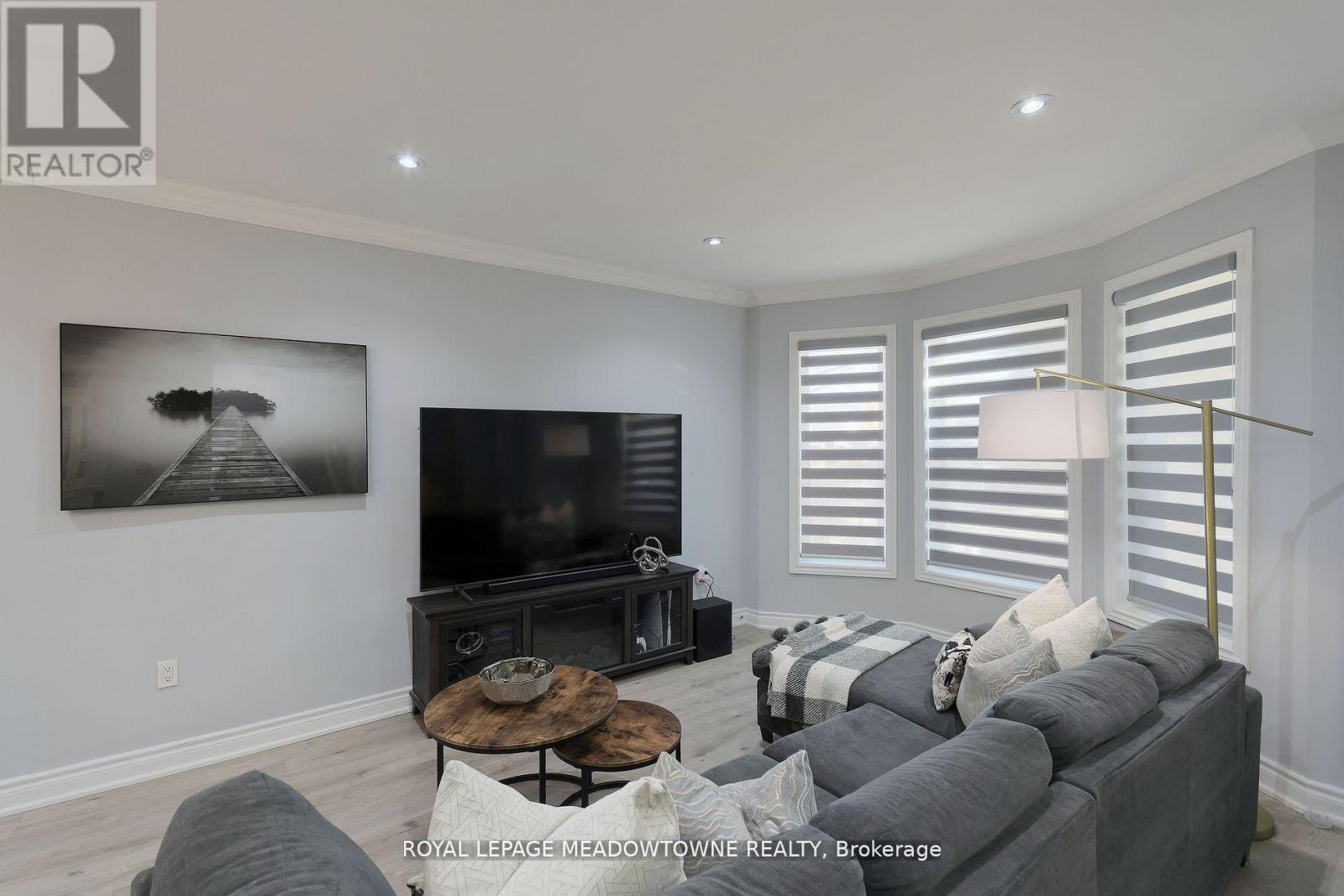 260 Athol Street E, Oshawa, Ontario  L1H 1K3 - Photo 7 - E12516408