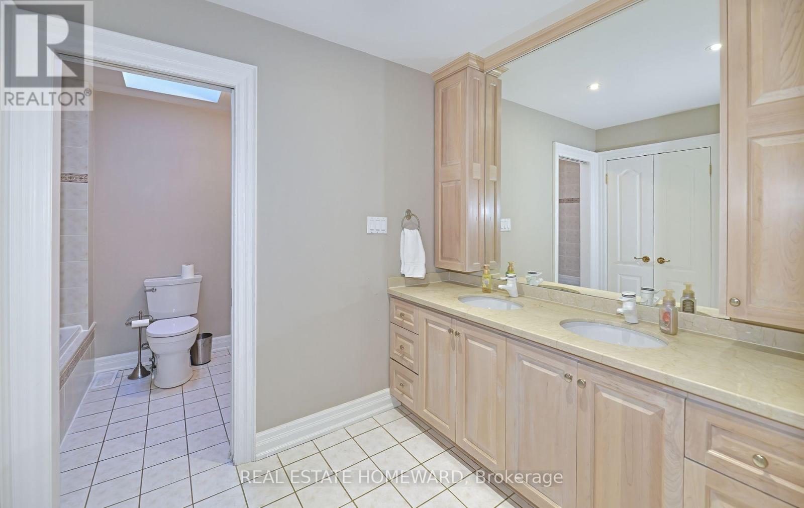 67 Parkview Hill Crescent, Toronto, Ontario  M4B 1R1 - Photo 15 - E12516468