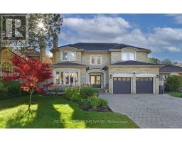 67 PARKVIEW HILL CRESCENT, Toronto, Ontario