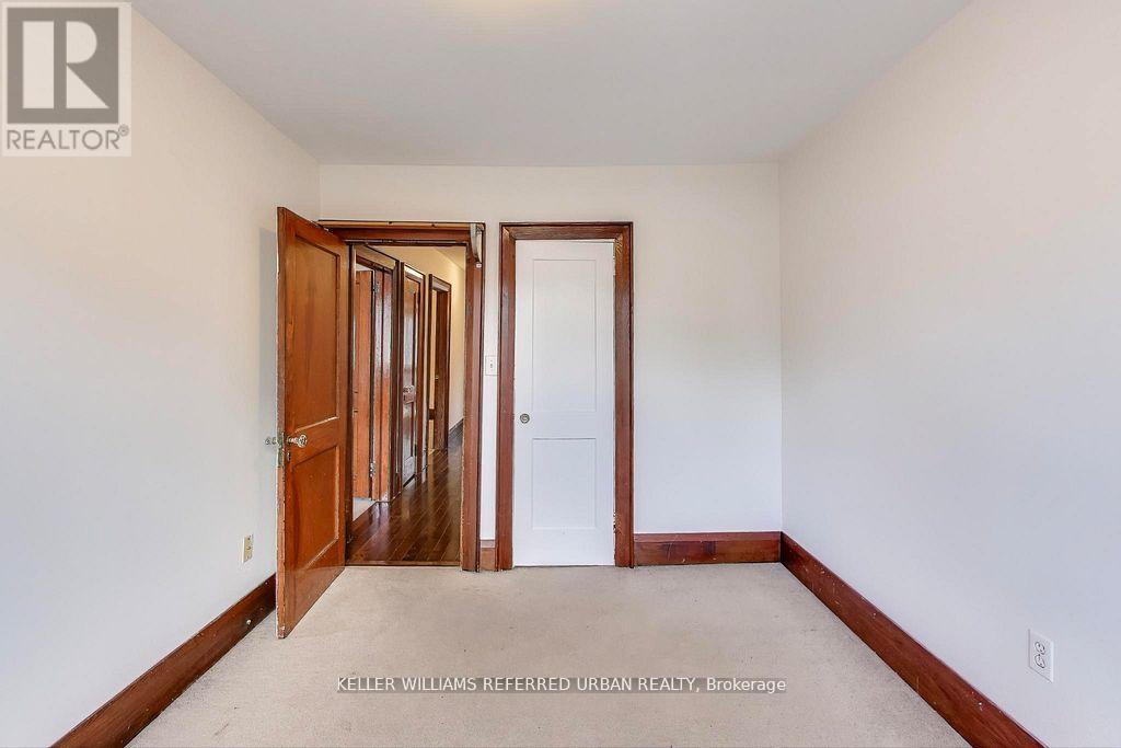 39 Eastwood Road, Toronto, Ontario  M4L 2C6 - Photo 20 - E12516476