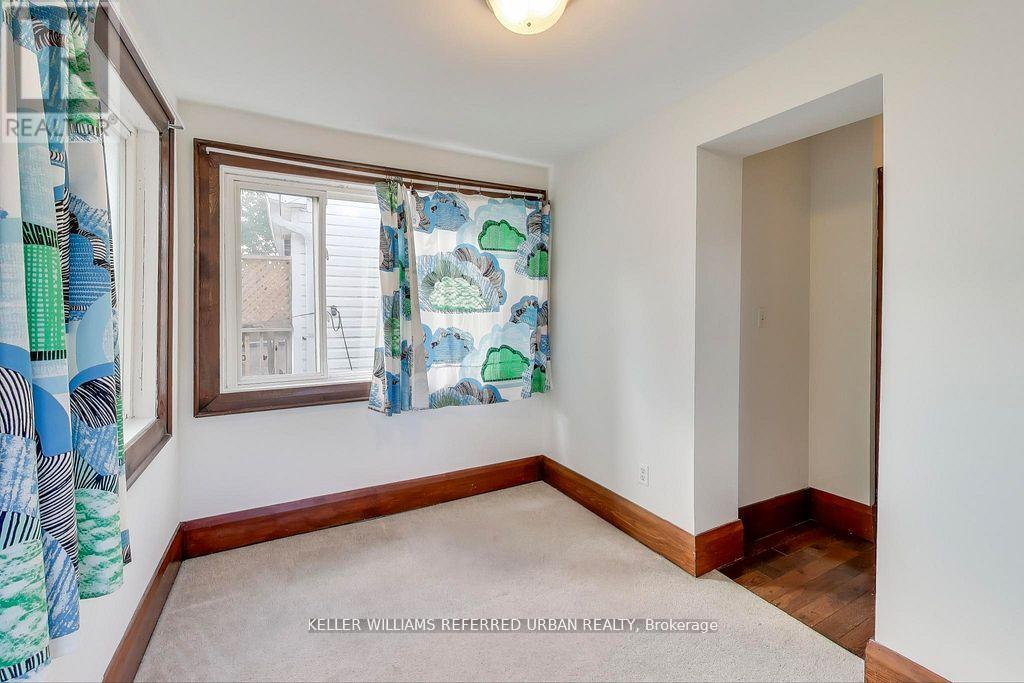 39 Eastwood Road, Toronto, Ontario  M4L 2C6 - Photo 22 - E12516476