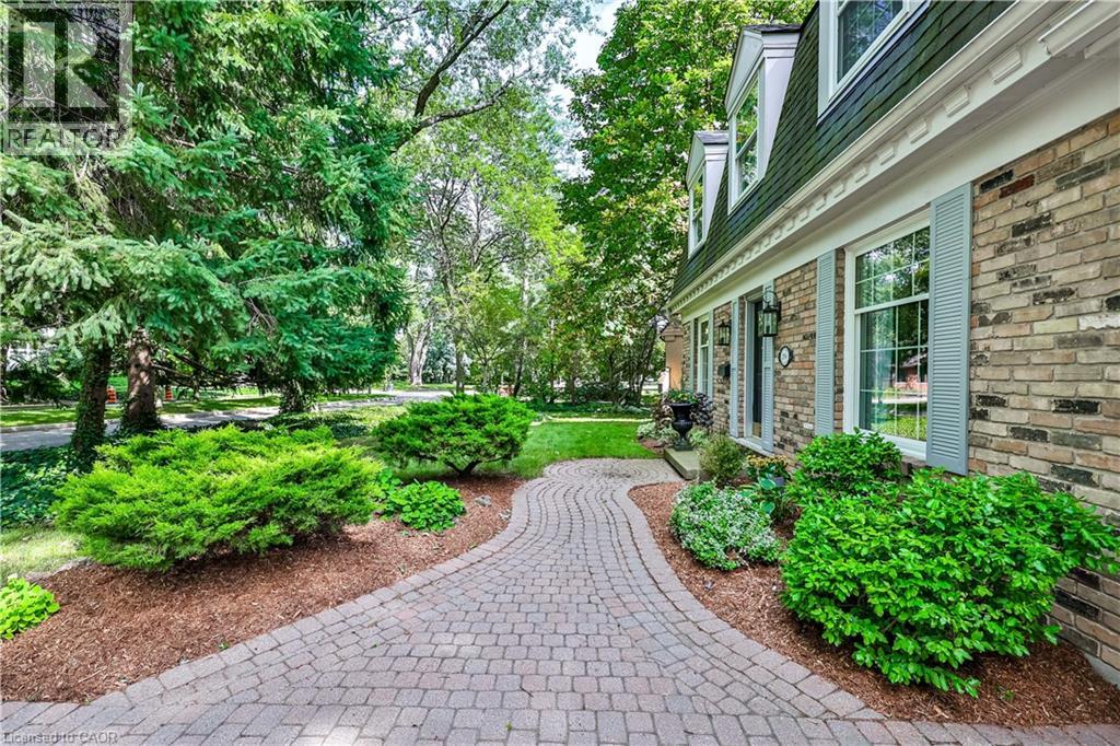 206 Rossmore Boulevard, Burlington, Ontario L7N 1R1 - Photo 8 - 40782326