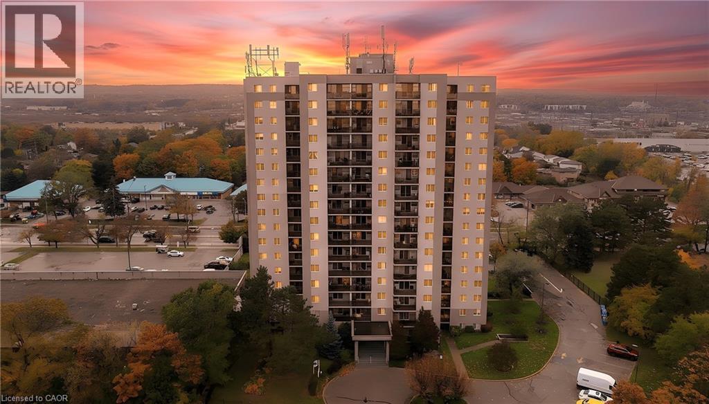 975 WARWICK Court Unit# 101, Burlington, Ontario