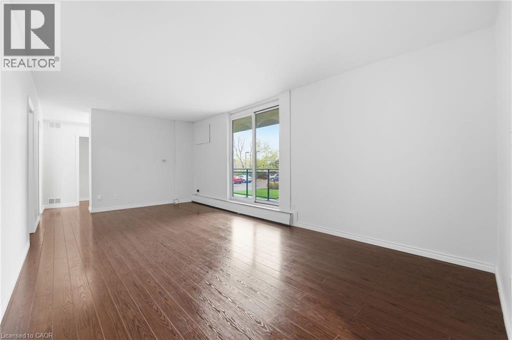 975 Warwick Court Unit# 101, Burlington, Ontario L7T 3Z7 - Photo 10 - 40784561