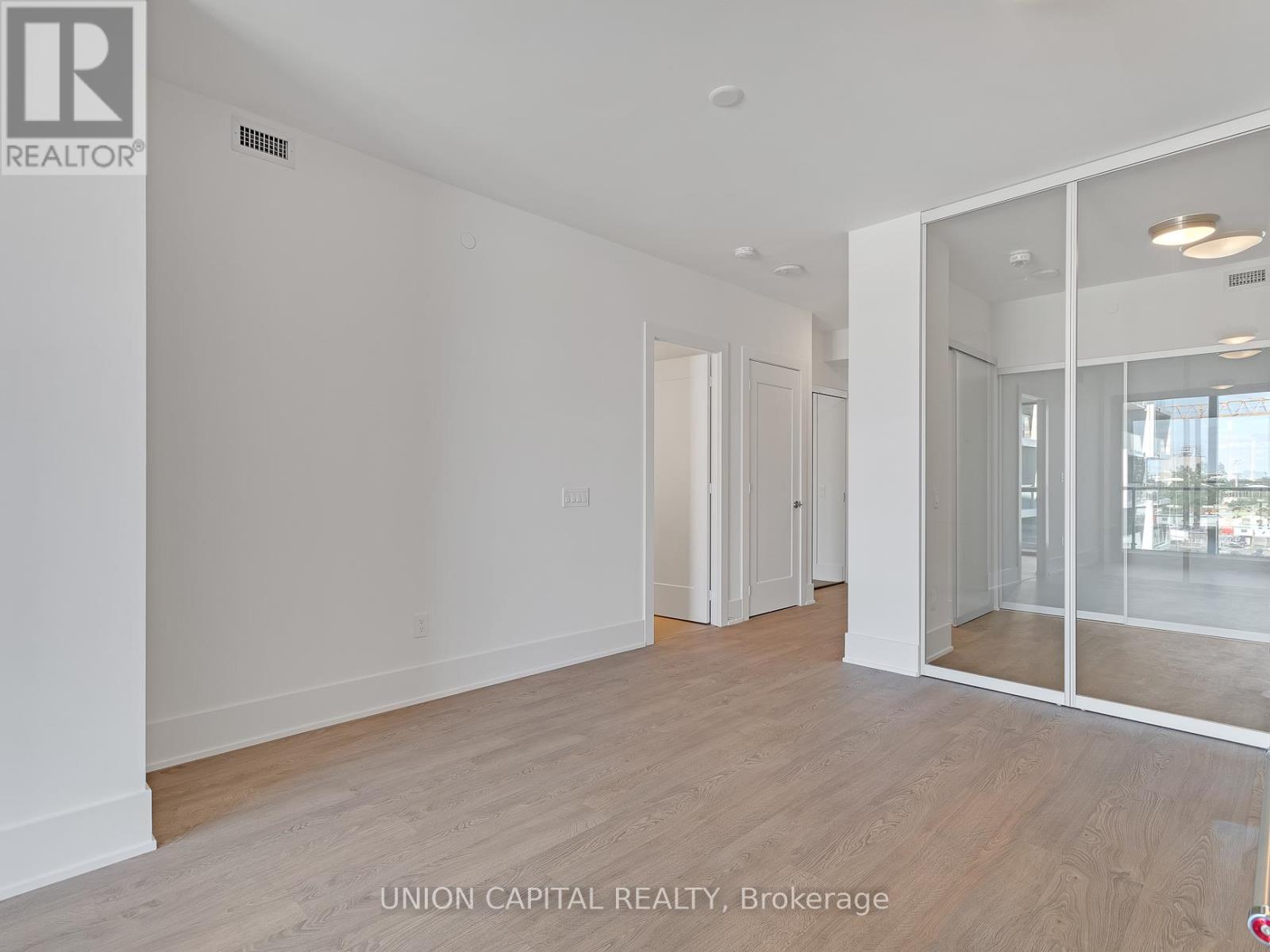 418 - 118 Merchants Wharf Avenue, Toronto, Ontario  M5A 0L3 - Photo 37 - C12428793