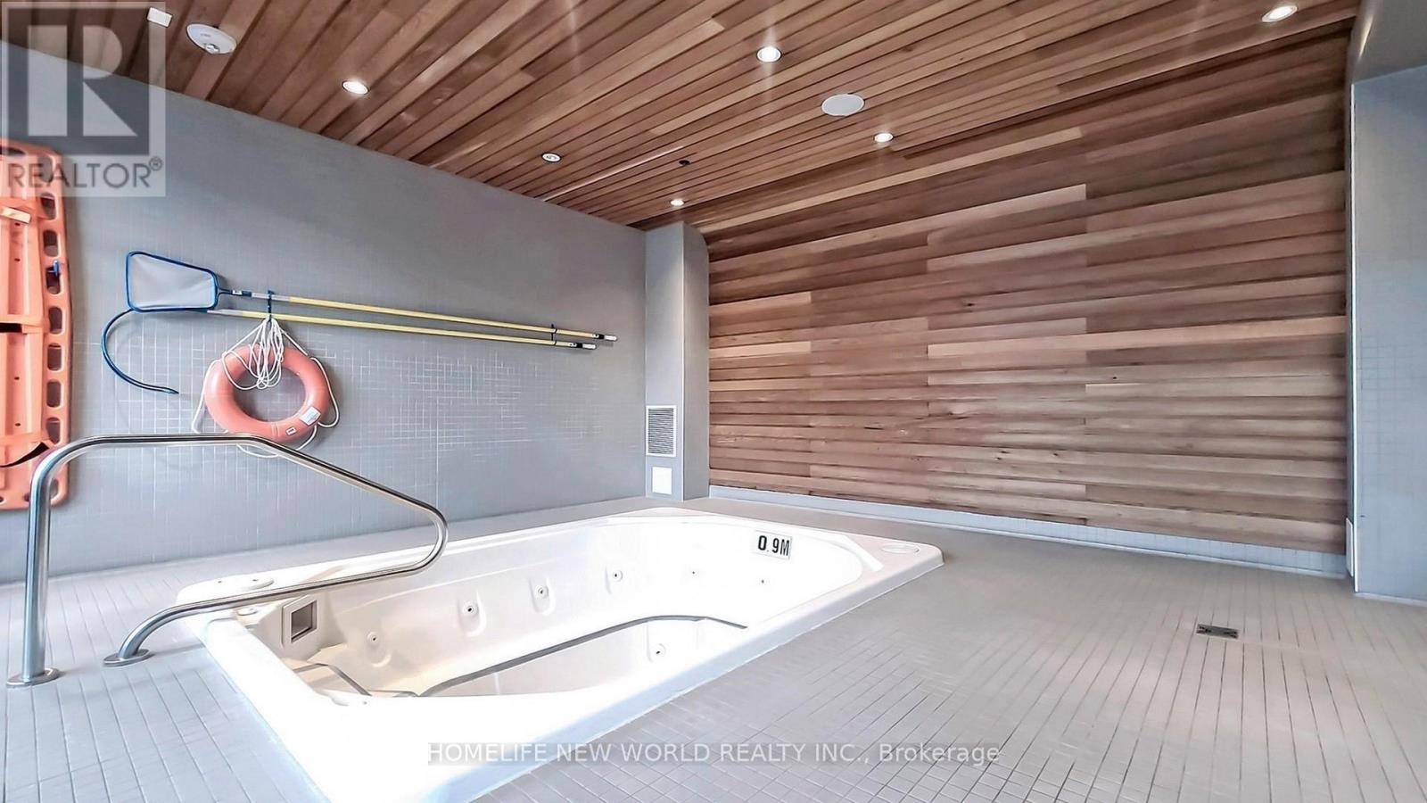 1706 - 8 Mercer Street, Toronto, Ontario  M5V 0C4 - Photo 37 - C12516334