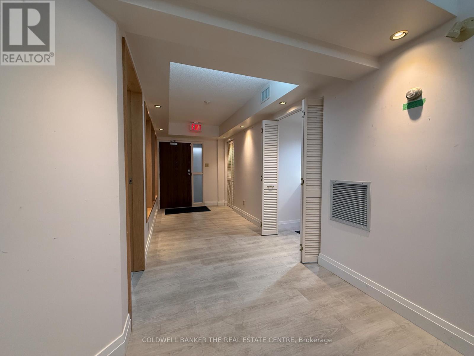 Ll2 - 390 Davis Drive, Newmarket, Ontario  L3Y 7T8 - Photo 7 - N12516056