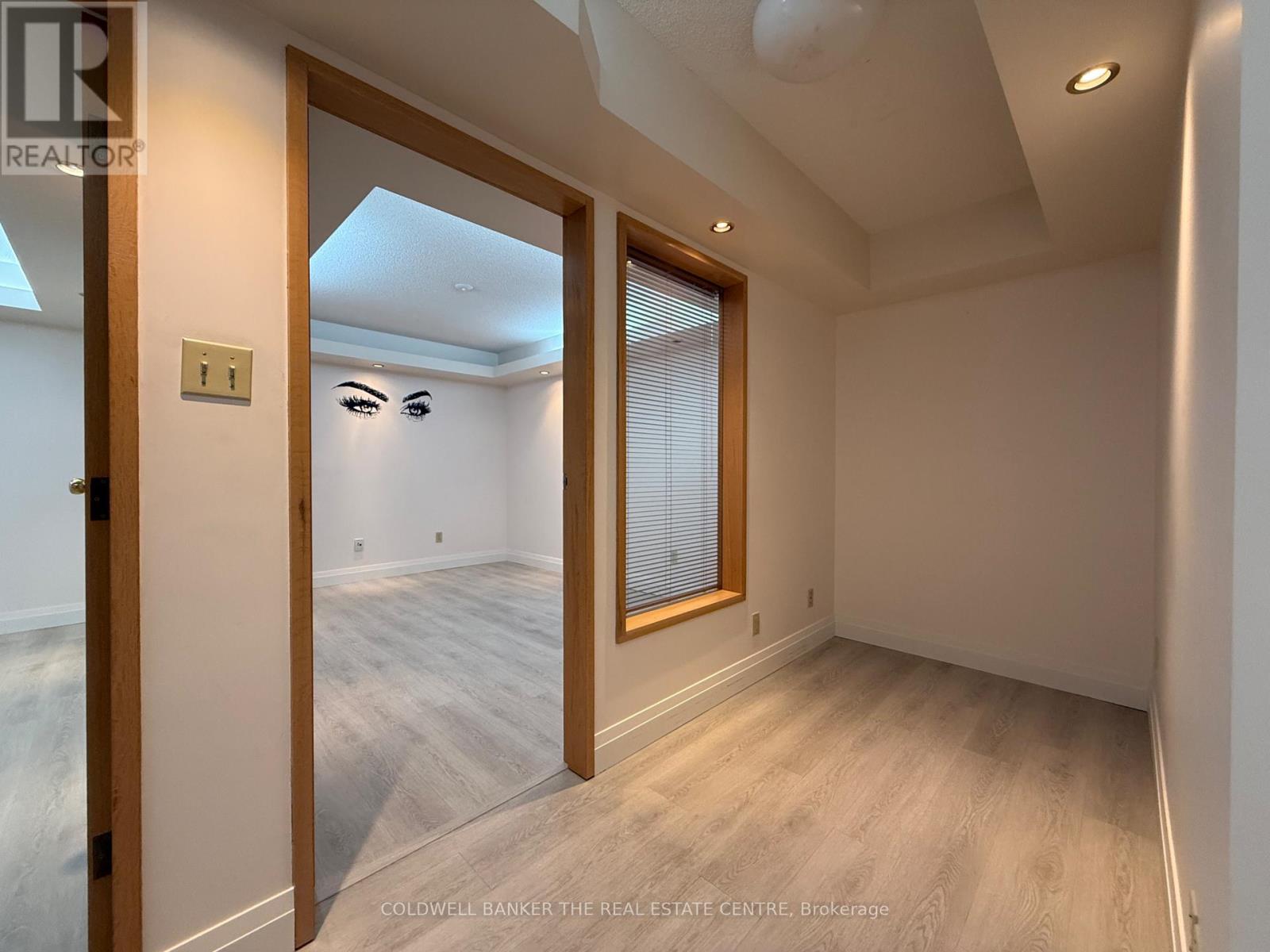 Ll2 - 390 Davis Drive, Newmarket, Ontario  L3Y 7T8 - Photo 9 - N12516056