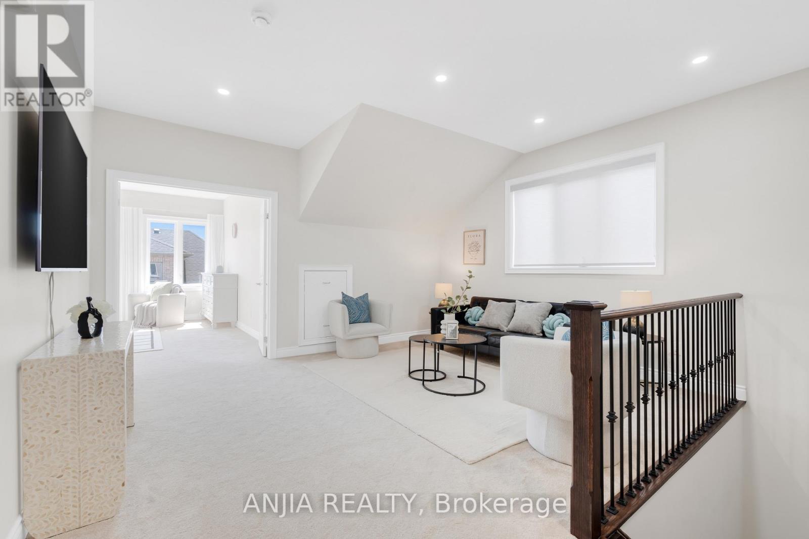 9 Mario Avenue, Markham (Cachet), Ontario  L6C 0X8 - Photo 29 - N12516070