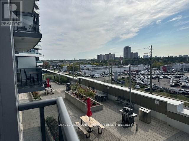 415 - 7171 Yonge Street, Markham, Ontario  L3T 0C8 - Photo 6 - N12516224