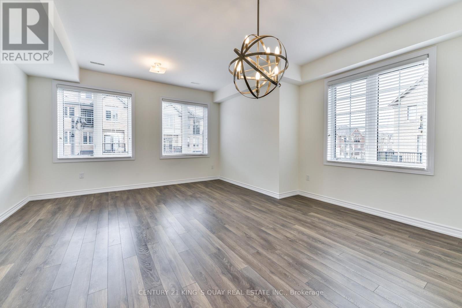 104 Frederick Wilson Avenue, Markham, Ontario  L6B 1P7 - Photo 7 - N12516236