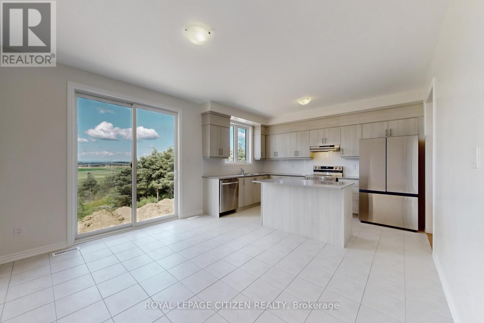 82 Lawrence D. Pridham Avenue, New Tecumseth (Alliston), Ontario  L9R 0X1 - Photo 10 - N12516260