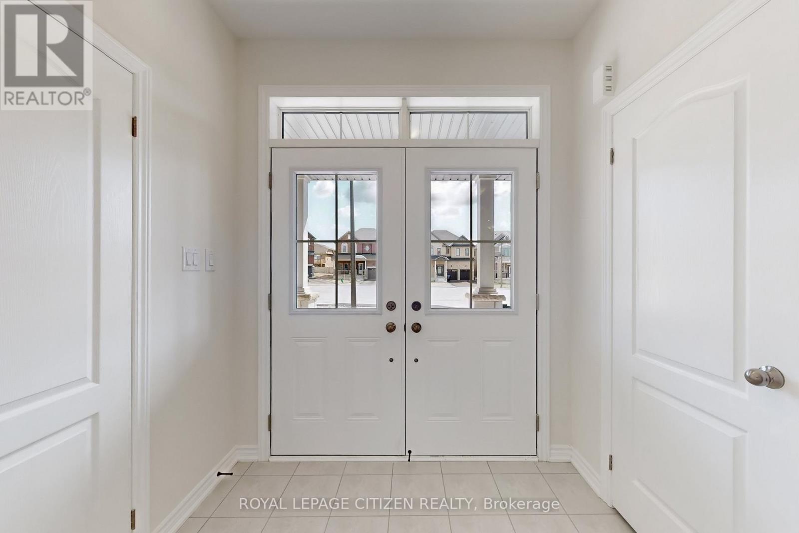 82 Lawrence D. Pridham Avenue, New Tecumseth (Alliston), Ontario  L9R 0X1 - Photo 18 - N12516260