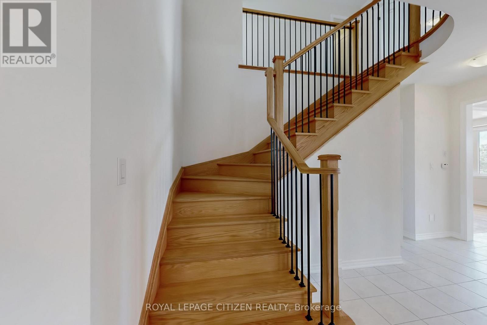 82 Lawrence D. Pridham Avenue, New Tecumseth (Alliston), Ontario  L9R 0X1 - Photo 19 - N12516260