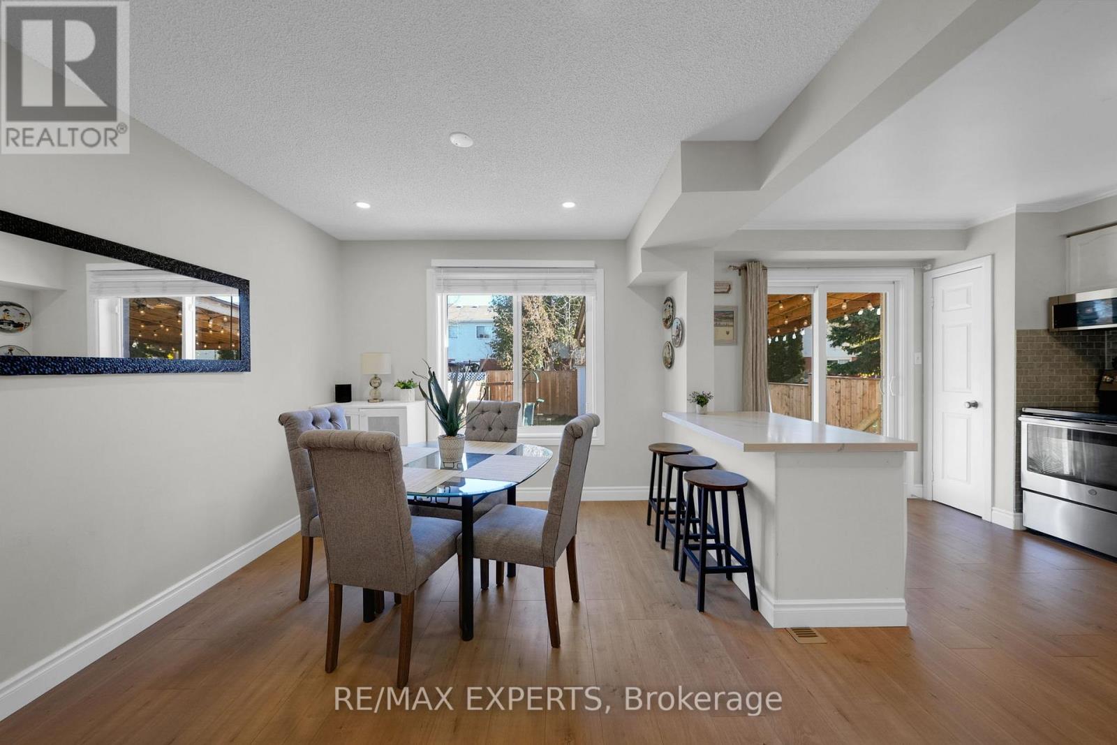 51 Mcknight Crescent, New Tecumseth, Ontario  L0G 1W0 - Photo 17 - N12516262