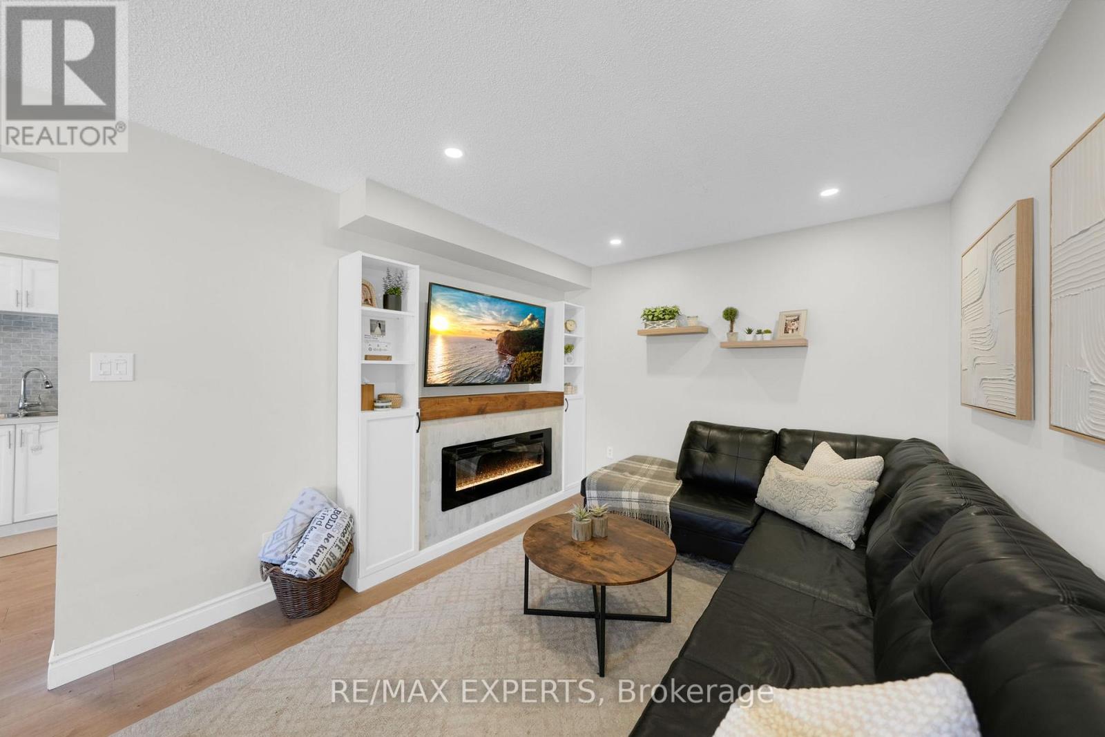 51 Mcknight Crescent, New Tecumseth, Ontario  L0G 1W0 - Photo 19 - N12516262