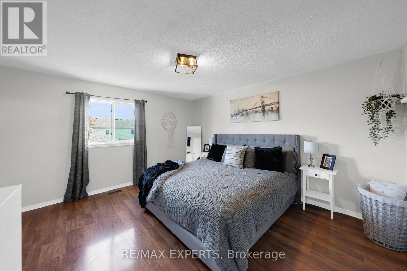 51 Mcknight Crescent, New Tecumseth, Ontario  L0G 1W0 - Photo 23 - N12516262