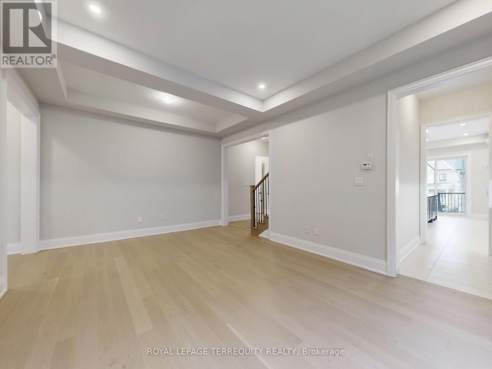 161 Cranberry Lane, Aurora, Ontario  L4G 5Z4 - Photo 10 - N12516298