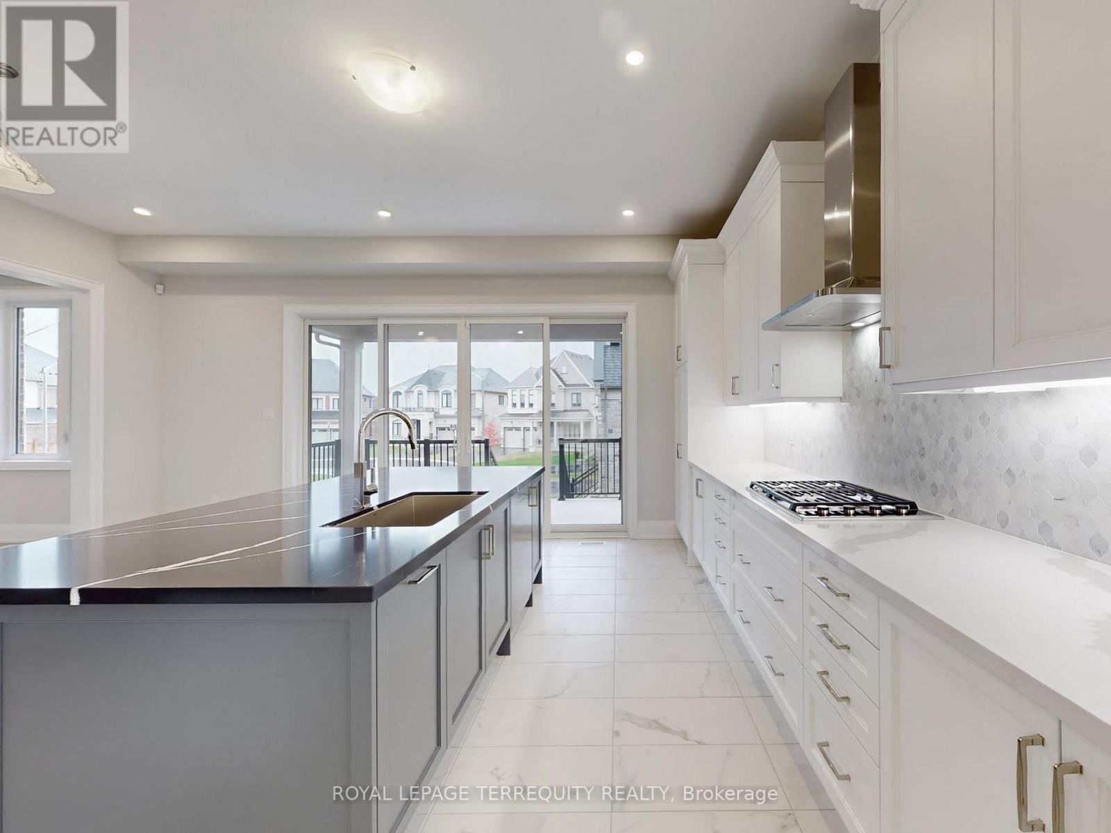 161 Cranberry Lane, Aurora, Ontario  L4G 5Z4 - Photo 16 - N12516298