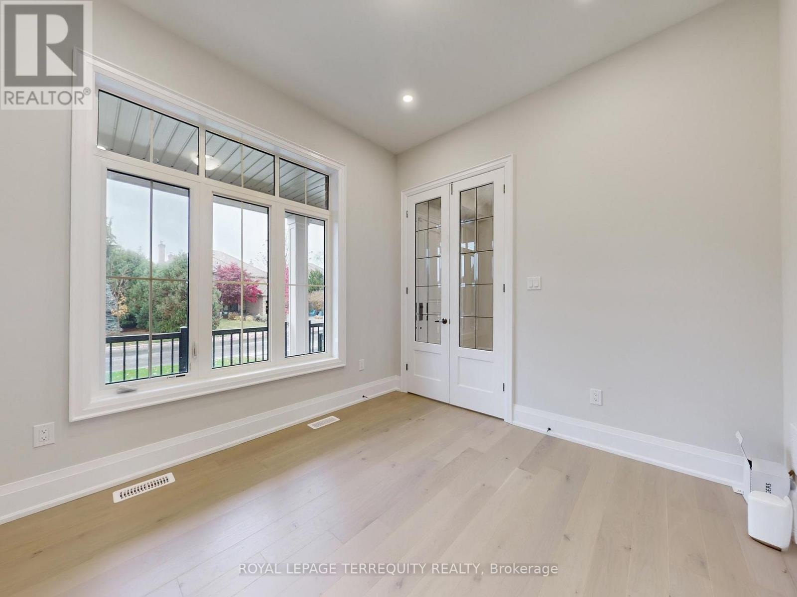 161 Cranberry Lane, Aurora, Ontario  L4G 5Z4 - Photo 17 - N12516298