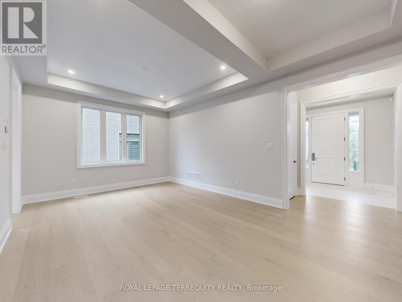 161 Cranberry Lane, Aurora, Ontario  L4G 5Z4 - Photo 9 - N12516298