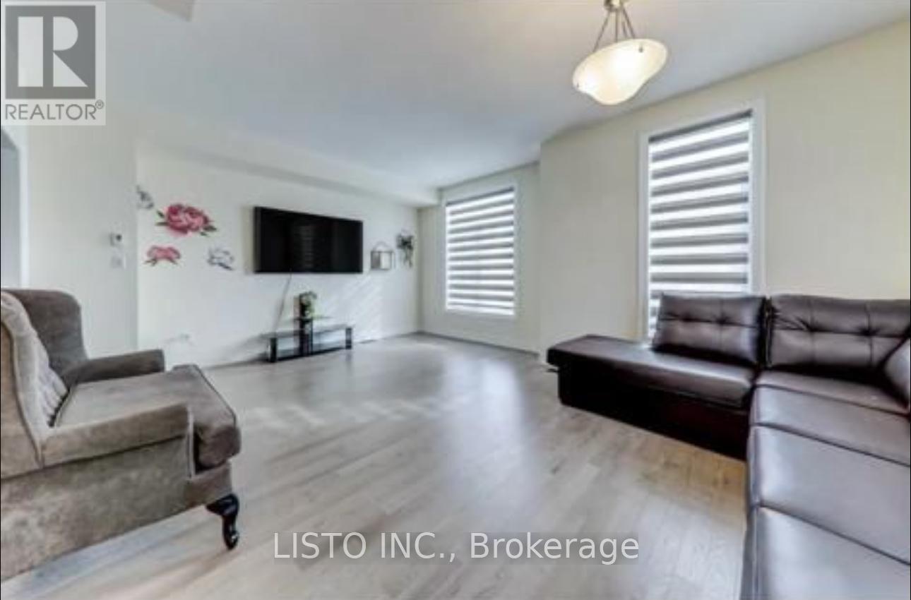 12 Thomas Hope Lane, Markham, Ontario  L3S 0E9 - Photo 10 - N12516406