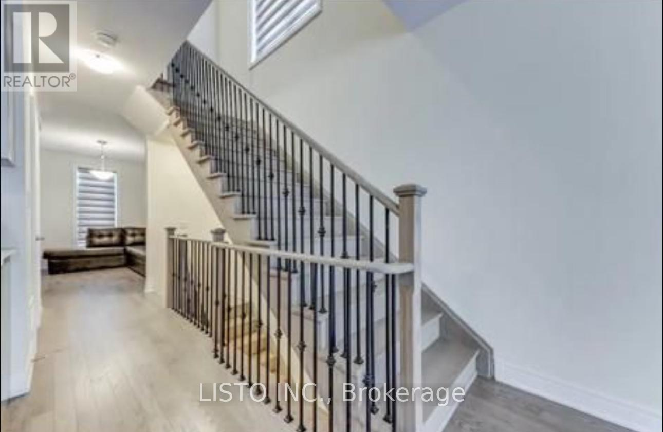 12 Thomas Hope Lane, Markham, Ontario  L3S 0E9 - Photo 12 - N12516406