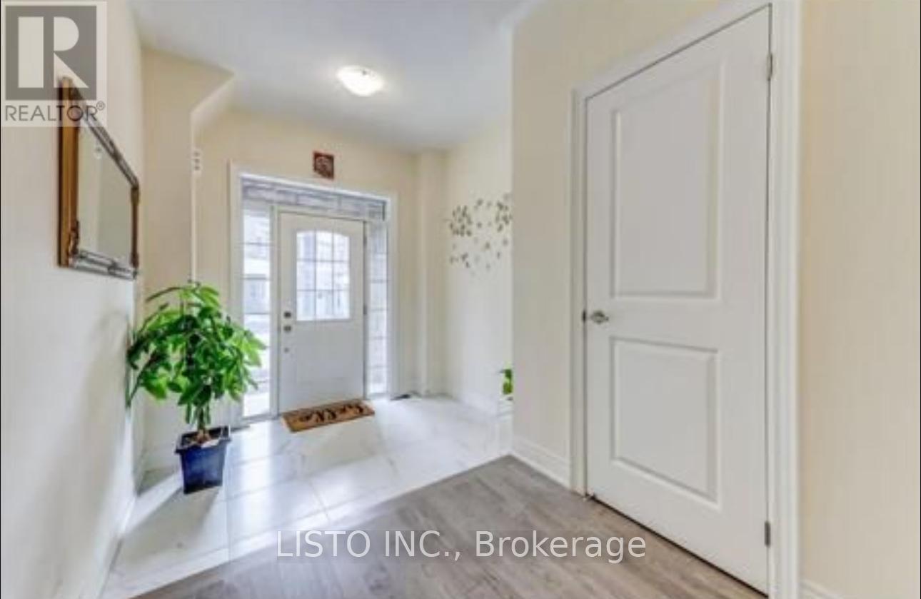 12 Thomas Hope Lane, Markham, Ontario  L3S 0E9 - Photo 2 - N12516406