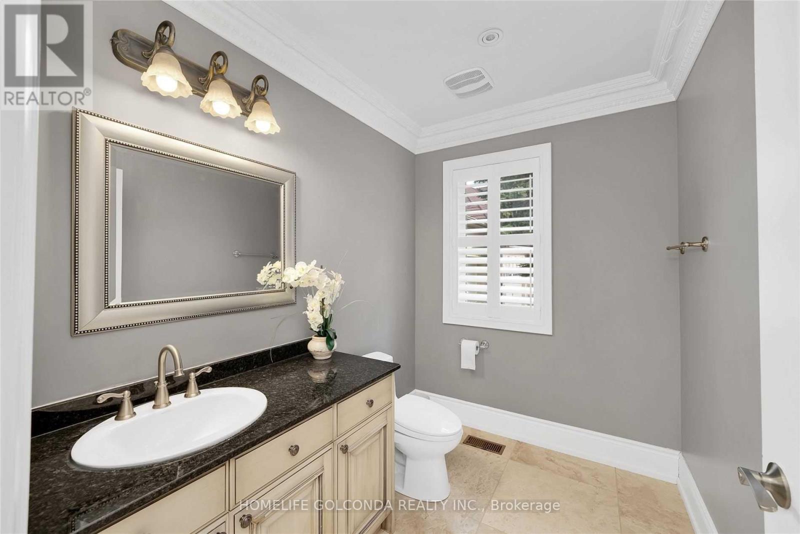 27 Dorwood Court, Vaughan, Ontario  L4L 1M9 - Photo 10 - N12516422