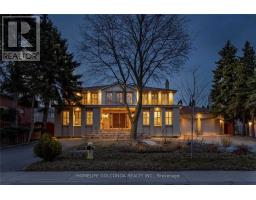 27 DORWOOD COURT, Vaughan, Ontario