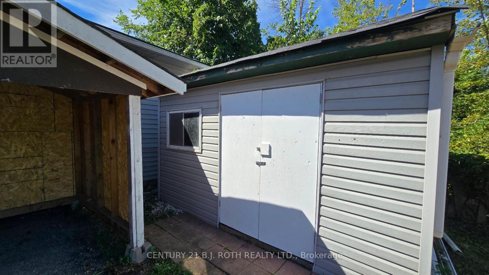 698 Burton Drive, Innisfil, Ontario  L9S 2H6 - Photo 26 - N12516426