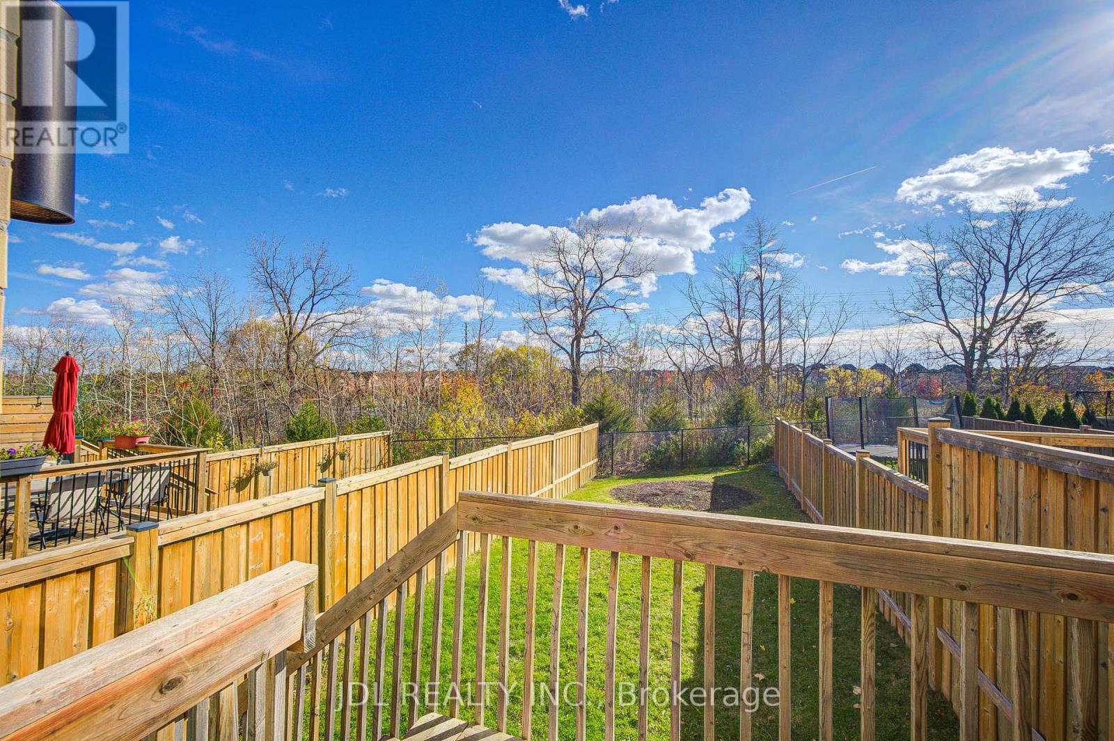 94 Carrville Woods Circle, Vaughan, Ontario  L6A 4Z6 - Photo 44 - N12516438