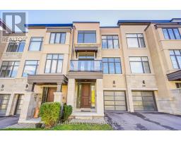 94 CARRVILLE WOODS CIRCLE, Vaughan, Ontario