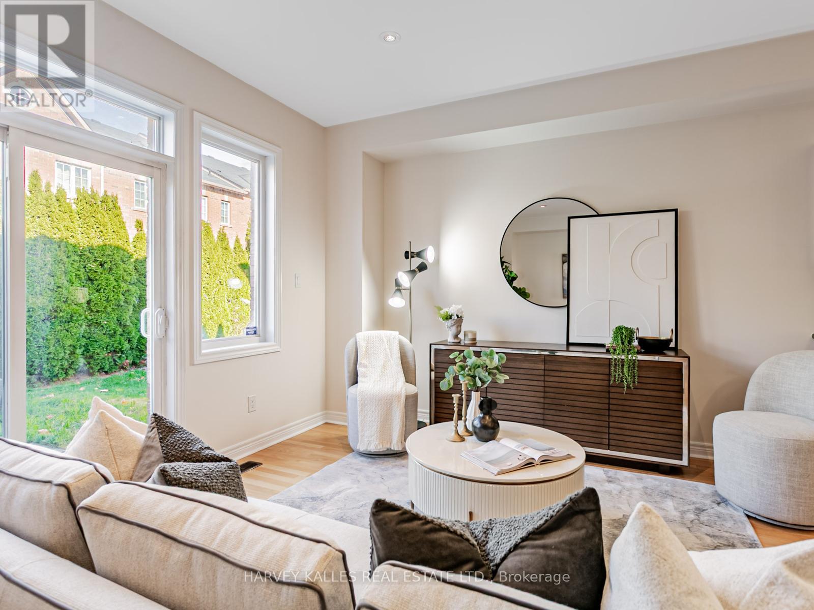 11 - 700 Summeridge Drive, Vaughan, Ontario L4J 0C5 - Photo 13 - N12516452