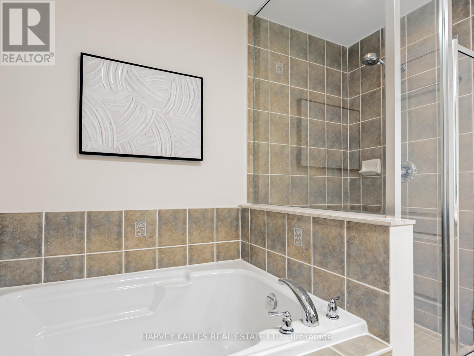 11 - 700 Summeridge Drive, Vaughan, Ontario L4J 0C5 - Photo 25 - N12516452