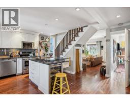3617 ADANAC STREET, Vancouver, British Columbia