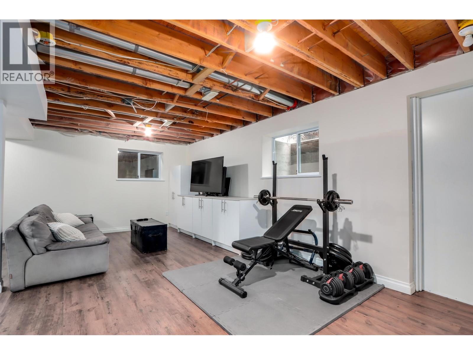 1806 Deep Cove Road, North Vancouver, British Columbia V7G 1S6 - Photo 25 - R3065385