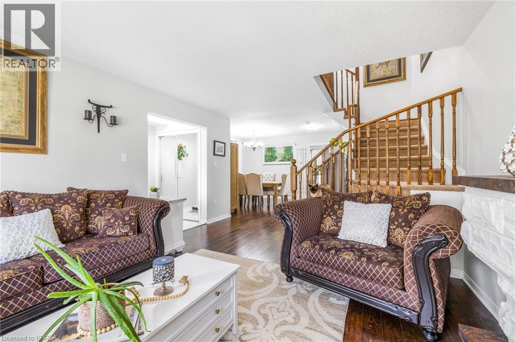 18 Hollinrake Avenue, Brantford, Ontario  N3T 0A6 - Photo 5 - 40784820