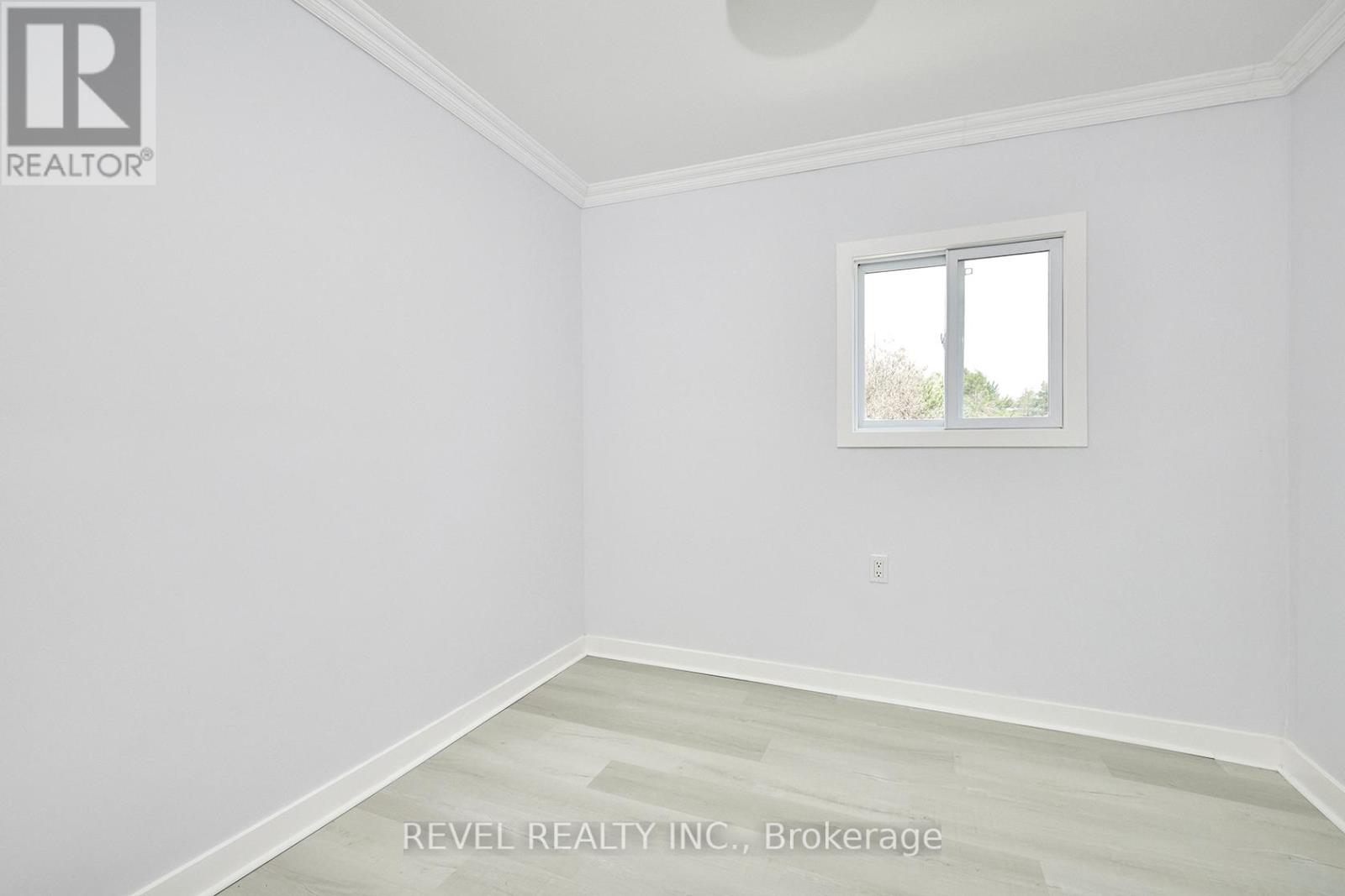 3253 Grayshott Drive, Severn (Washago), Ontario  L3V 6H3 - Photo 10 - S12516252