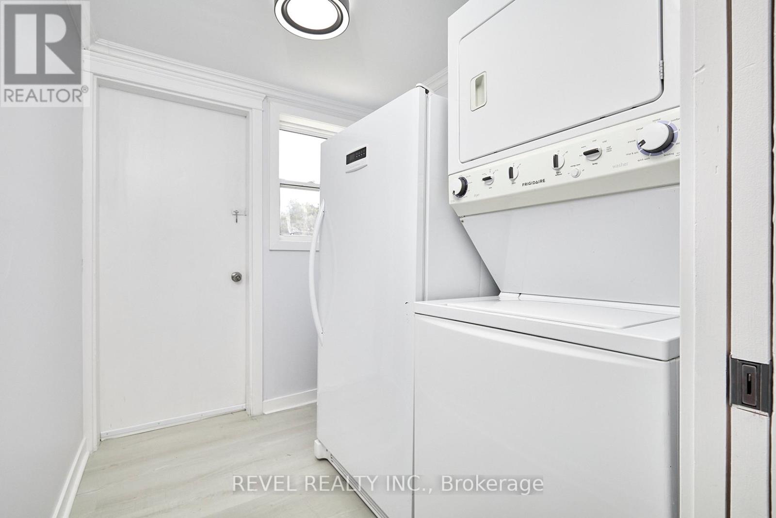 3253 Grayshott Drive, Severn (Washago), Ontario  L3V 6H3 - Photo 14 - S12516252