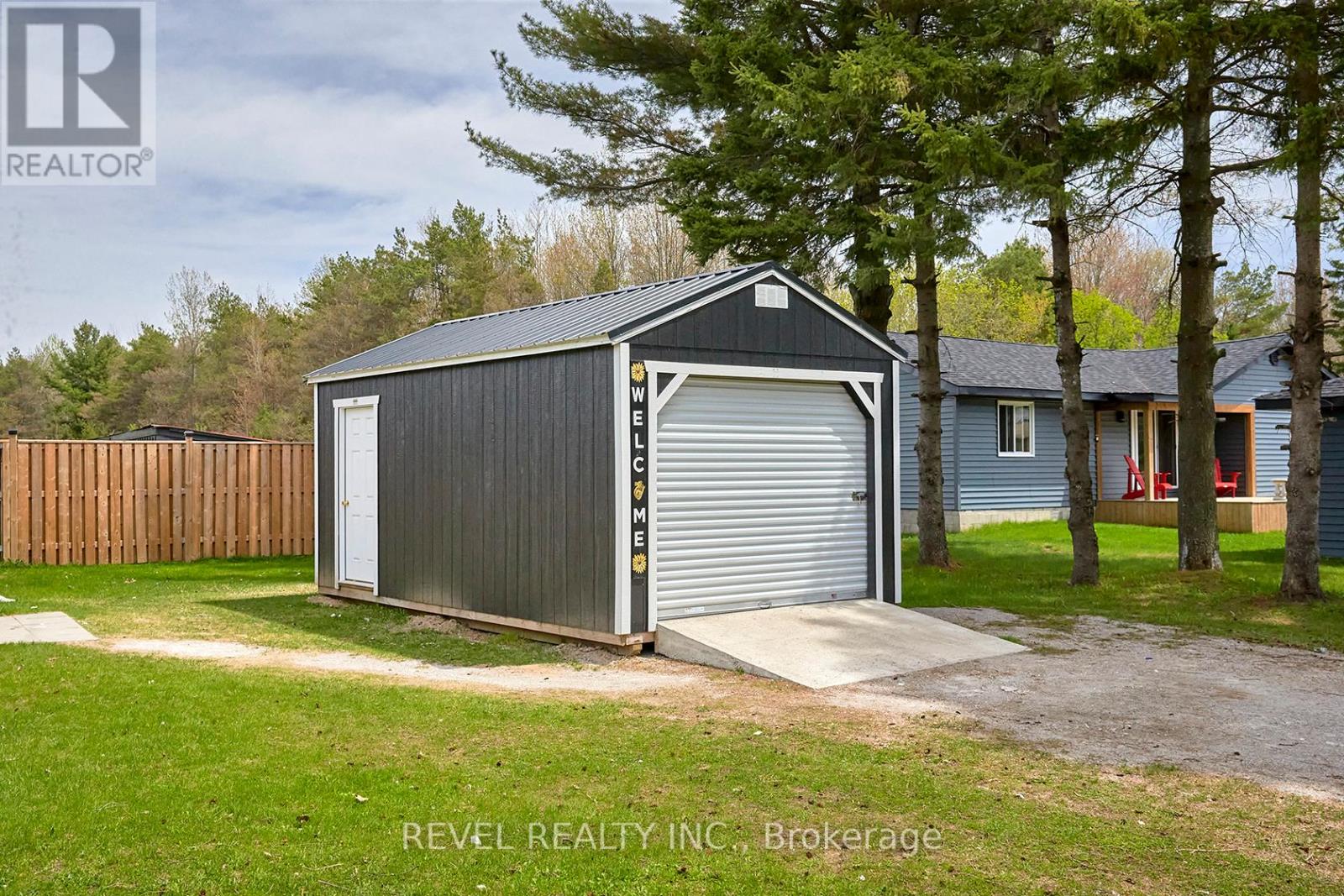 3253 Grayshott Drive, Severn (Washago), Ontario  L3V 6H3 - Photo 18 - S12516252